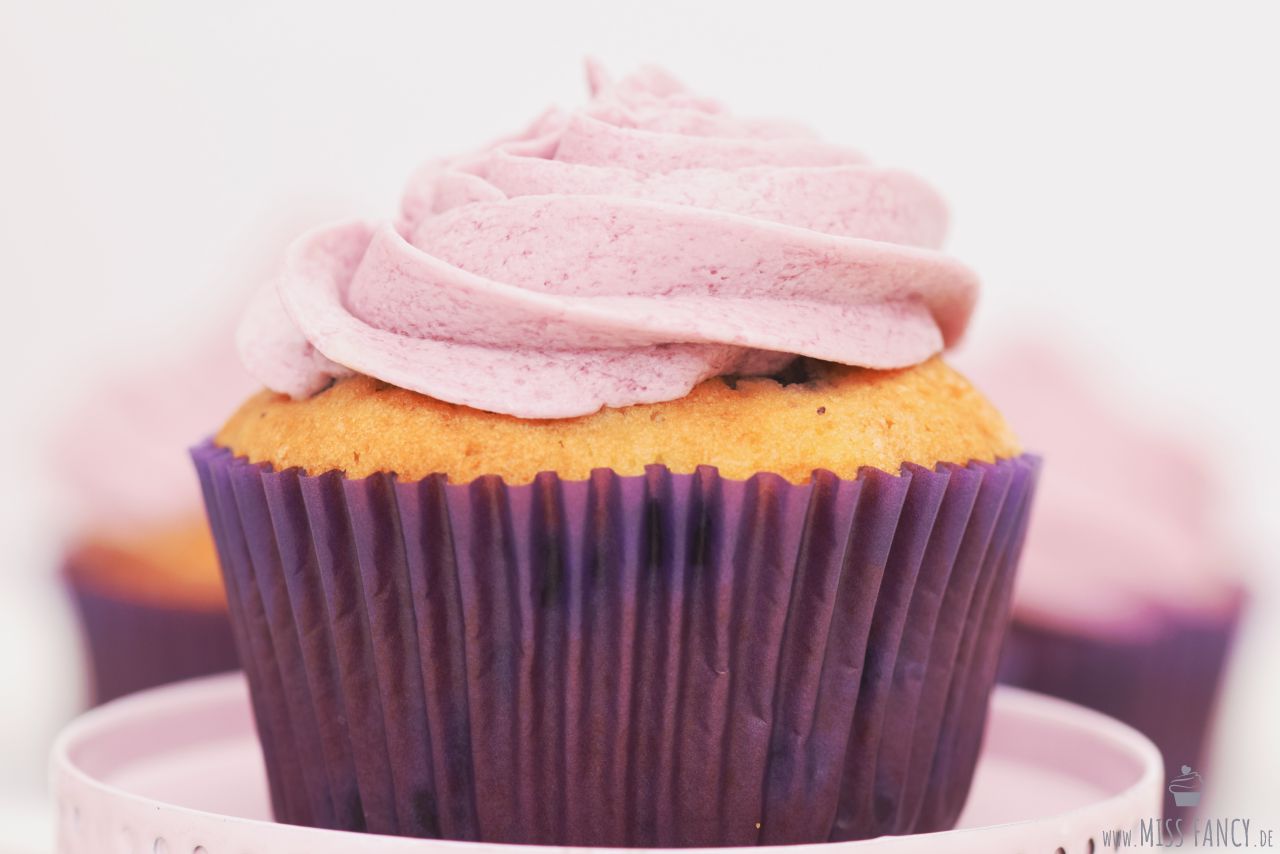 Rezept-Waldheidelbeer-Cupcakes-Missfancy-Foodblog