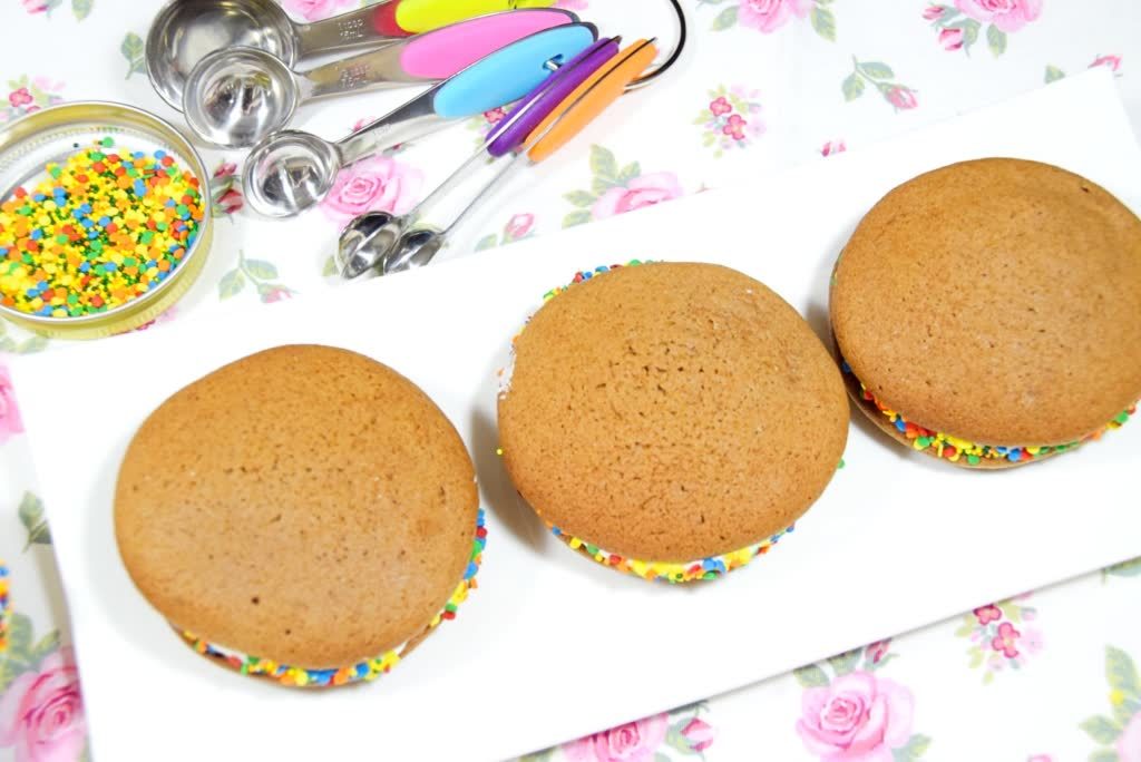 Whoopies