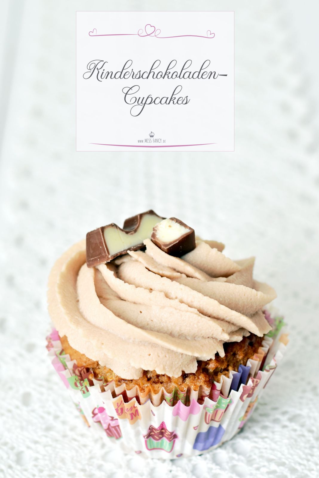 Rezept-Kinderschokoladen-Cupcakes-mit Häubchen