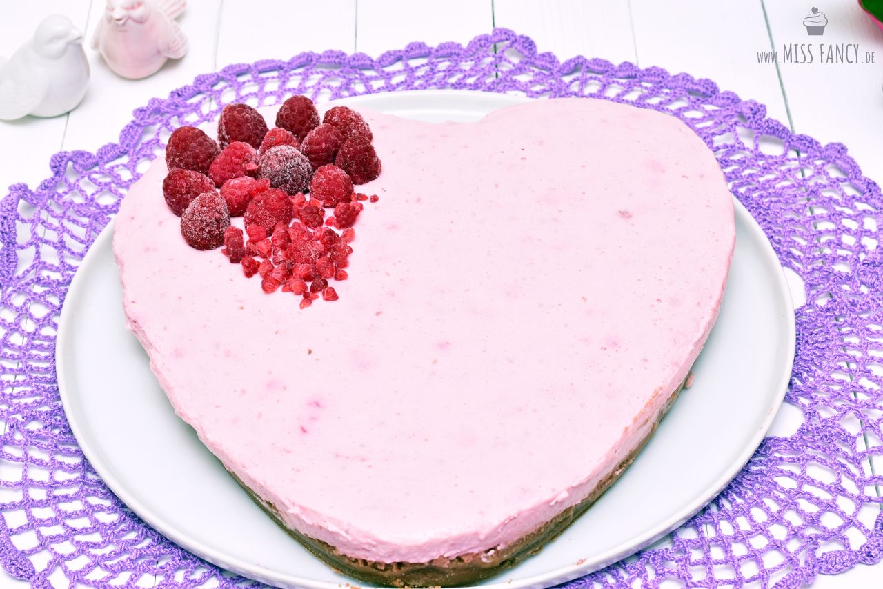 Rezept-Himbeer-Frischkäsetorte-missfancy