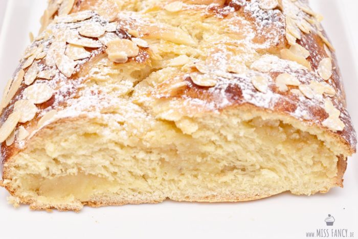 Rezept-leckerer-Hefezopf-Marzipan