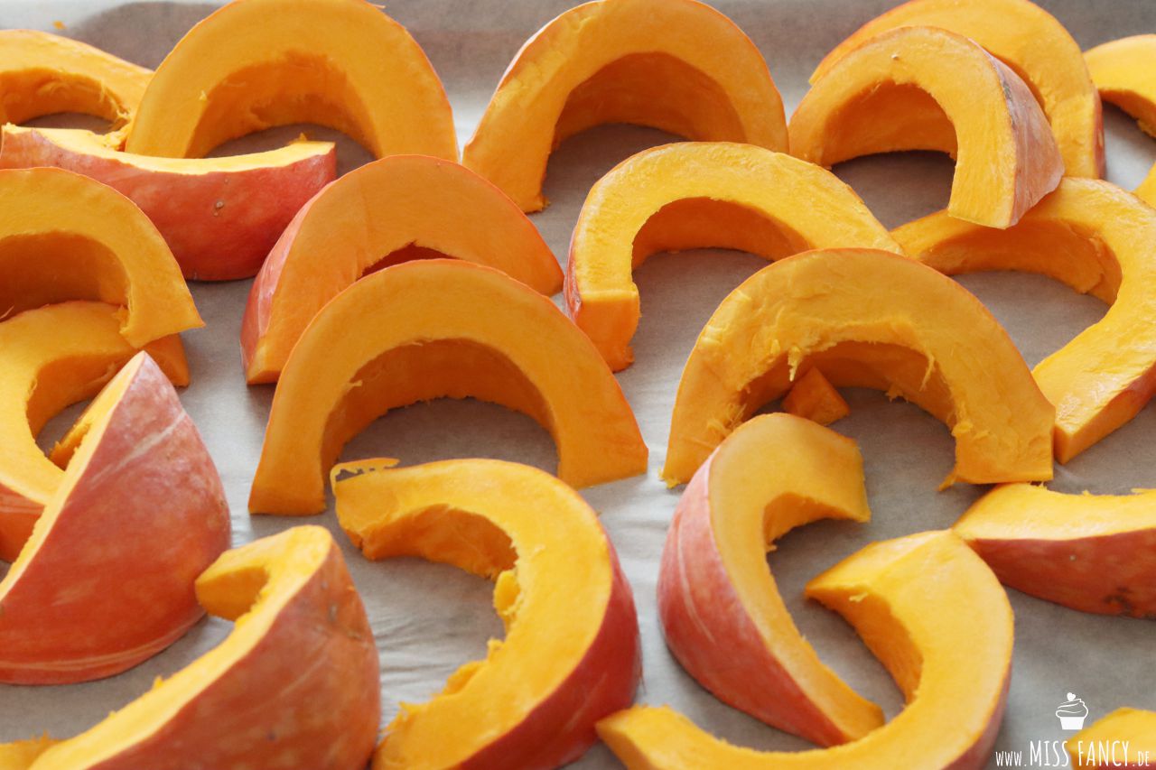 Herbstgruß aus der Küche: Schnell gemacht und vielseitig einsetzbar ist dieses Kürbismus, Kürbispüree und dazu selbst gemachtes Kürbisgewürz (Pumpkin Pie Spice)| Foodblog | Missfancy | #Kürbispüree #Kürbismus #Kürbisgewürz 