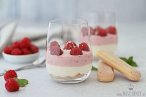 Ruck Zuck Dessert im Glas Himbeeren Vanille